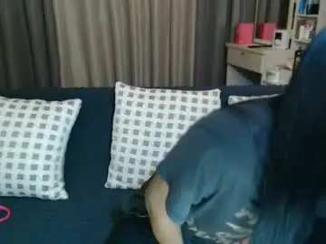 Chaturbate Live Sex Cam of emarie91