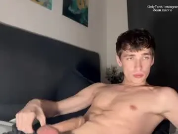 Chaturbate Adult Webcam of face_cum_shooter