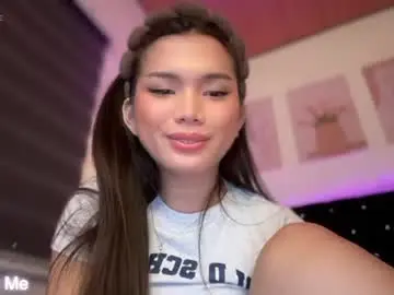 Chaturbate Live Sex Cam of lily_ash