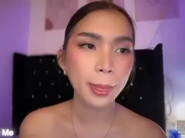 Chaturbate Live Sex Cam of lily_ash