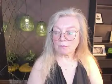 Chaturbate Live Sex Cam of natalicloud