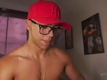 Chaturbate Free Porn Cam of colstorw_