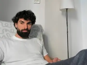 Chaturbate Live Sex Cam of cuteeboy