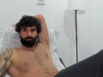 Chaturbate Watch Live Sex Cams of cuteeboy