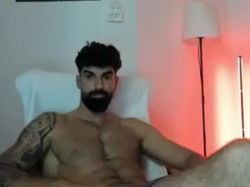 Chaturbate Live Porn of cuteeboy