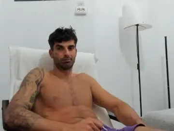 Chaturbate Sex Cam of cuteeboy
