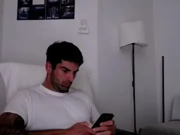 Chaturbate Live Porn of cuteeboy