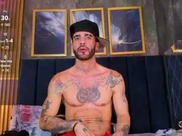 Chaturbate Watch Live Sex Cams of darwin_horny2
