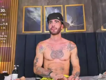 Chaturbate Best live sex cam show of darwin_horny2