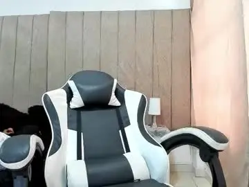 Chaturbate Sex Chat of pipe_hot04
