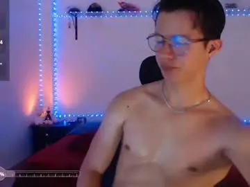 Chaturbate Live Sex Cam of brandon_starkk