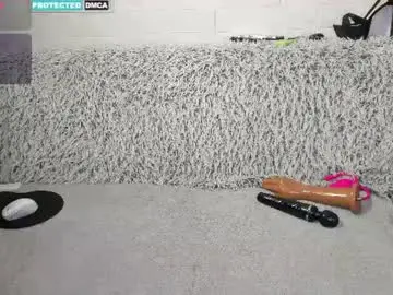 Chaturbate Watch Live Sex Cams of laracroft_milfqueen_
