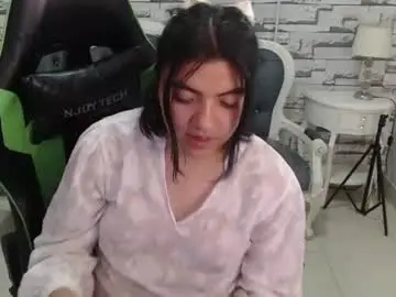Chaturbate Live Sex Cam of amalia_a