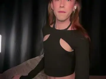 Chaturbate Live Sex Cam of avril_pearly_