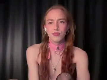 Chaturbate Free Porn Cam of avril_pearly_