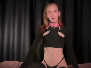 Chaturbate Adult Webcam of avril_pearly_