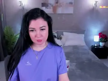 Chaturbate Watch Live Sex Cams of monikamartinez