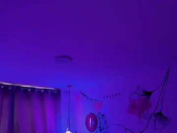 Chaturbate Live Sex Cam of aishaanoor