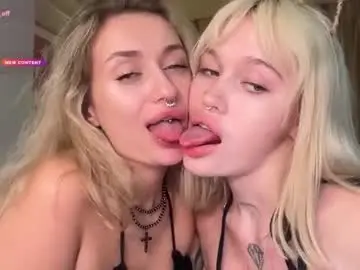 Chaturbate Sex Cam of golden_alinee