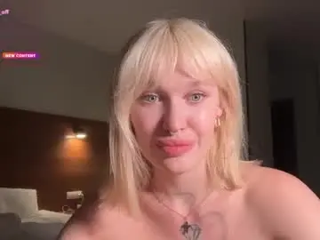 Chaturbate Private Sex Chat of golden_alinee