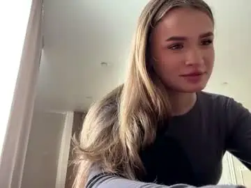 Chaturbate Free Porn Cam of azaleekrishna