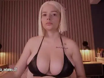 Chaturbate Watch Live Sex Cams of bella_adams_