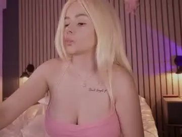 Chaturbate Live Porn of bella_adams_