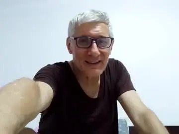 Chaturbate Live Sex Cam of cucaio18