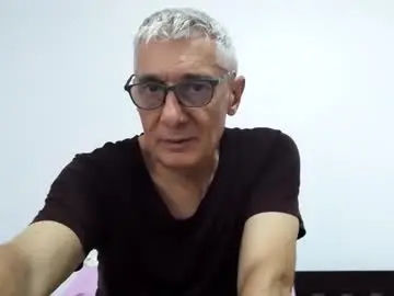 Chaturbate Live Sex Cam of cucaio18