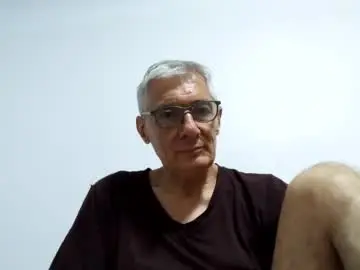 Chaturbate Live Sex Cam of cucaio18