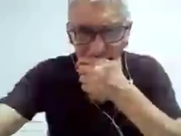 Chaturbate Live Sex Cam of cucaio18