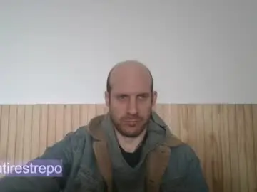 Chaturbate Best live sex cam show of elmatirestrepo