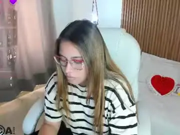 Chaturbate Free Live Porn of evely_crosss