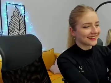 Chaturbate Watch Live Sex Cams of lia_candy_