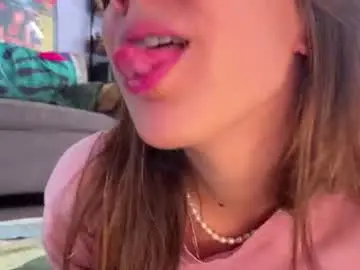 Chaturbate Nude Webcam of sasha_moormeoow