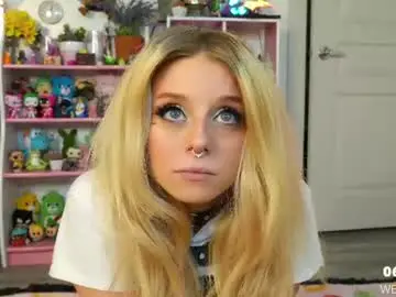 Chaturbate Free Porn Cam of goldengoddessxxx