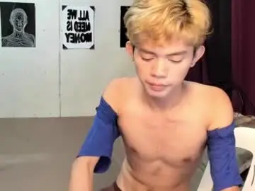 Chaturbate Live Porn of kianhot_twink