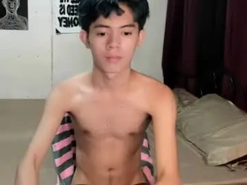 Chaturbate Sex Cam of kianhot_twink