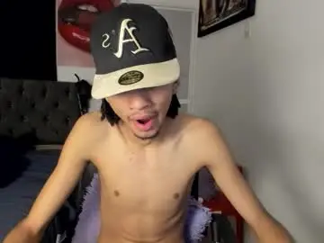 Chaturbate Live Sex of master_boy28