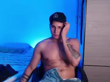 Chaturbate Live Sex of valentinosex_1