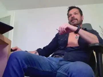 Chaturbate Adult Webcams of aaronbomer