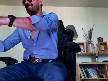 Chaturbate Live Porn of aaronbomer