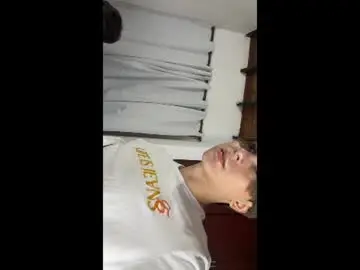 Chaturbate Sex Cam of alex_and_fabian