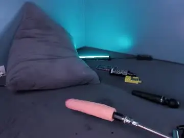 Chaturbate Live Porn of crystalbloomm