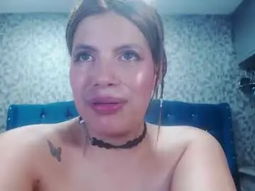 Chaturbate Watch Live Sex Cams of curvyjulieth