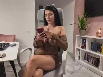 Chaturbate Adult Video Chat of rrr1995