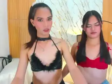 Chaturbate Live Sex Cam of trixiemoore_