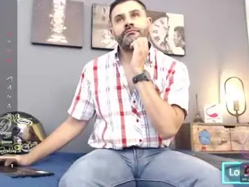 Chaturbate Nude Webcam of jonas_beard1