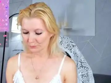 Chaturbate Adult Webcams of julie_lucasss