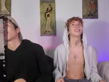 Chaturbate Live Sex Cam of golden_twink_